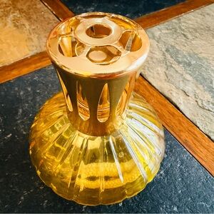Elegant Gold and Yellow Glass Diffuser